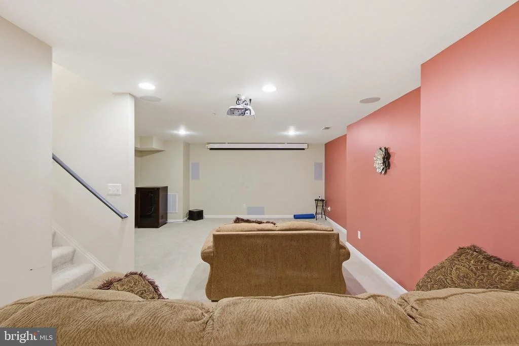Photo of 43679 LUCKETTS BRIDGE CIRCLE