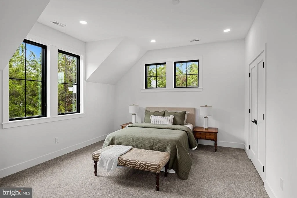 Photo of 6 CHAPEL AVENUE