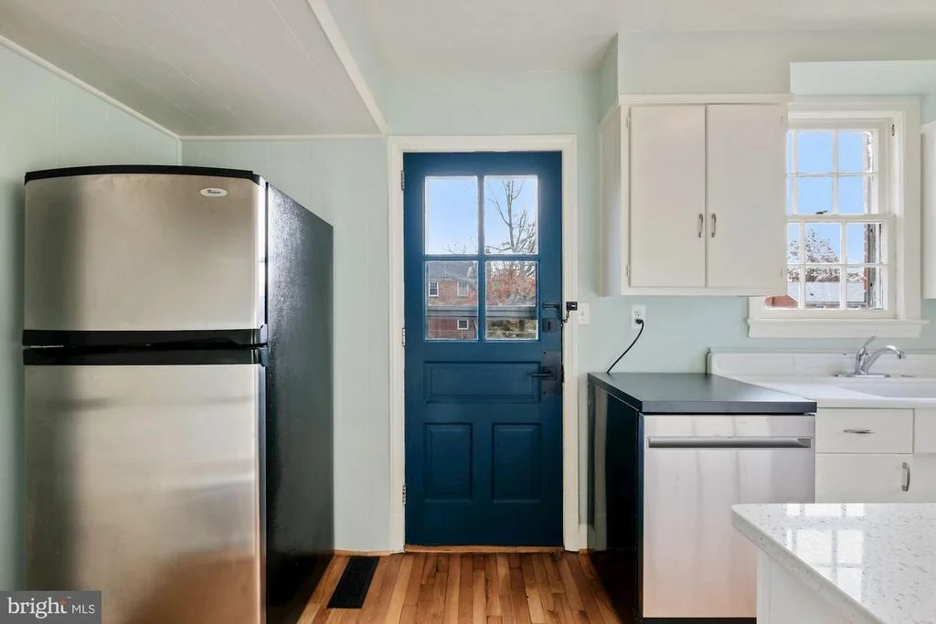 Photo of 10011 MARKHAM STREET