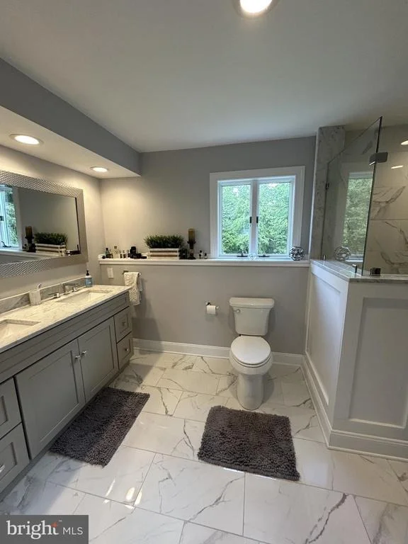 Photo of 902 N ISLAND ROAD