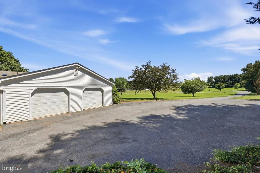 Photo of 3814 BOTELER ROAD