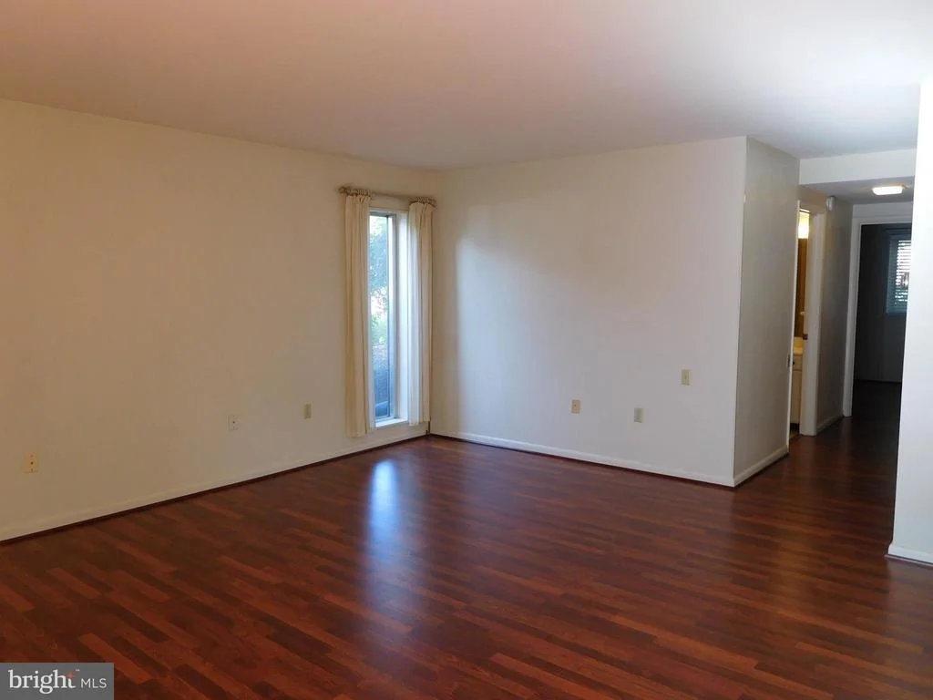 Photo of Unit 21D at 3627 GLEN EAGLES DRIVE