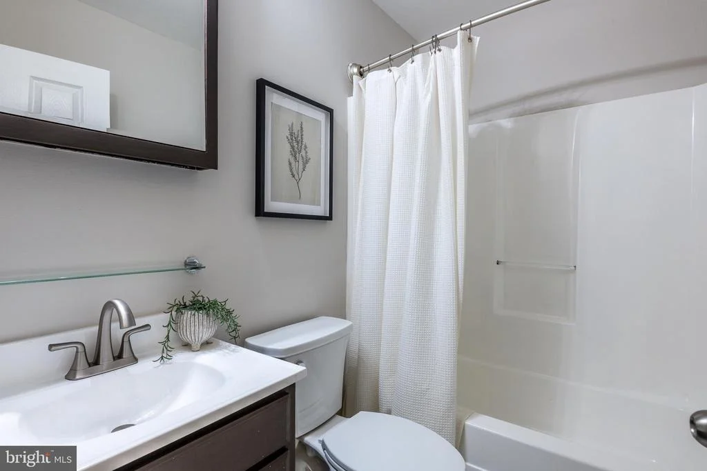 Photo of 8545 JENKINS ROAD