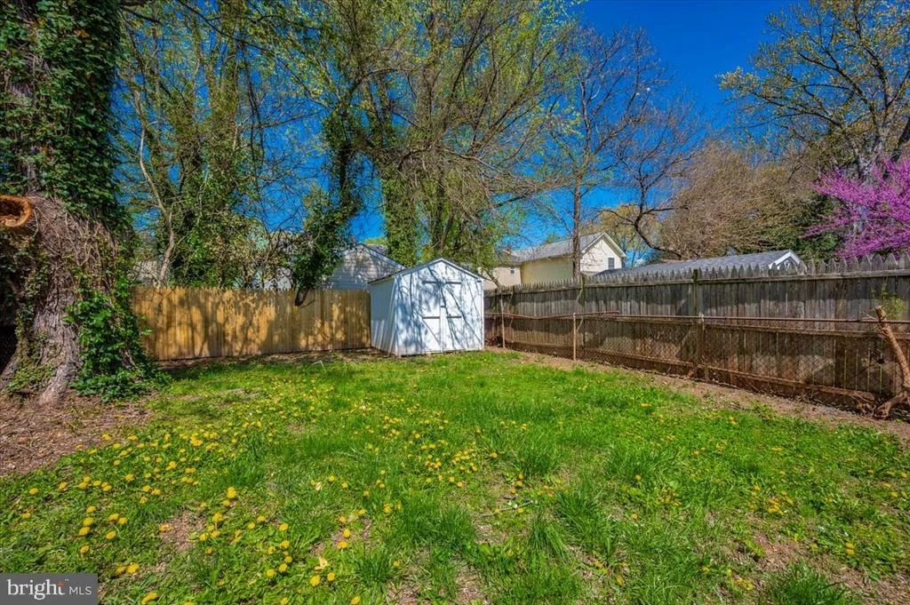 Photo of 3407 FLORAL STREET