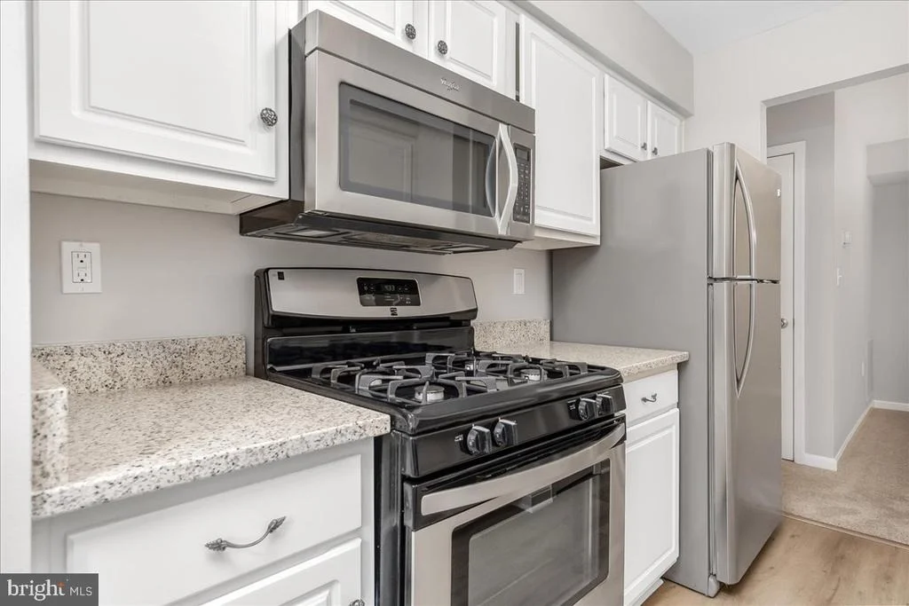 Photo of Unit 3C at 3810 NORMANDY DRIVE
