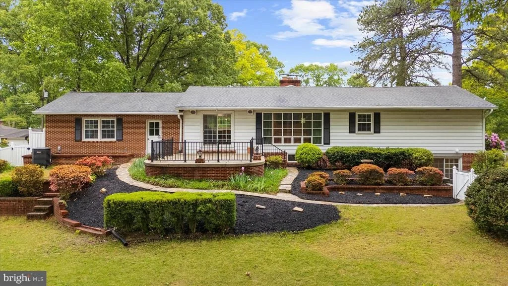 Photo of 748 EVERGREEN ROAD