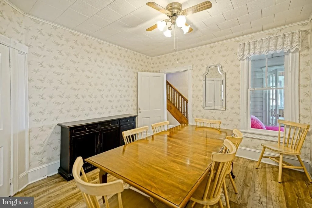 Photo of 18 DELAWARE AVENUE
