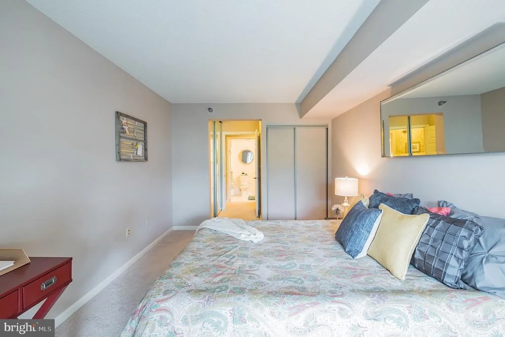 Photo of Unit 306 at 14801 PENNFIELD CIRCLE