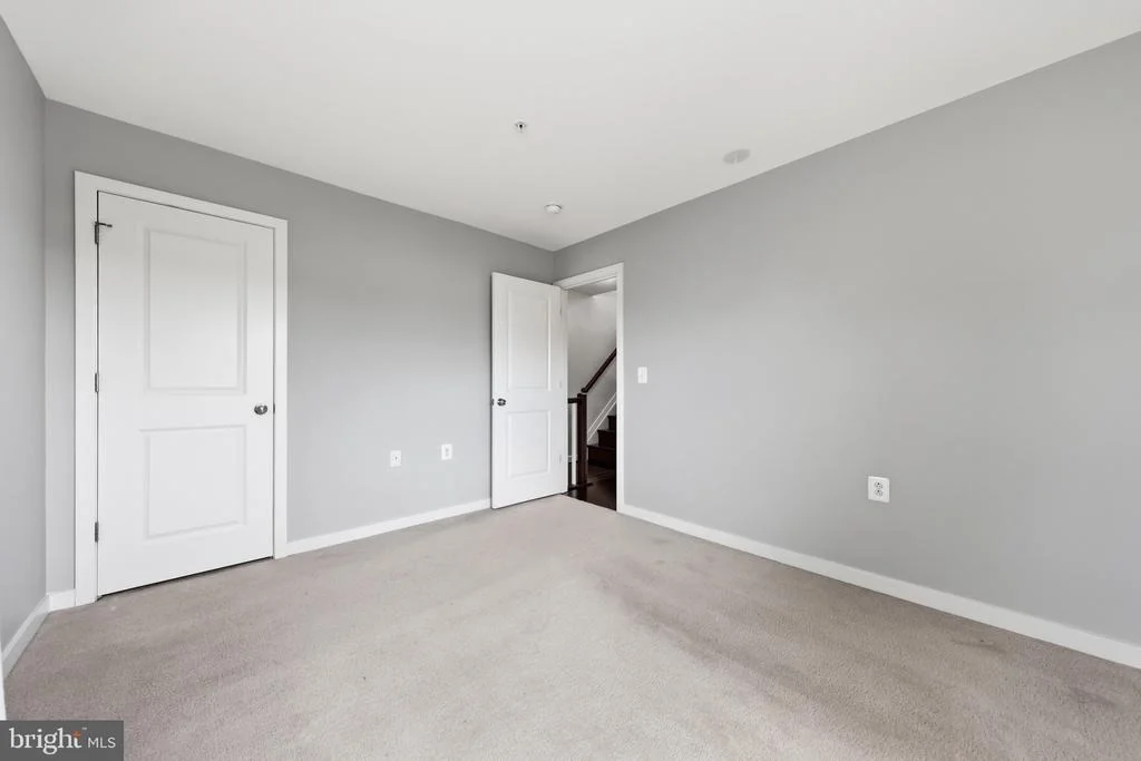 Photo of 1402 WHEYFIELD DRIVE