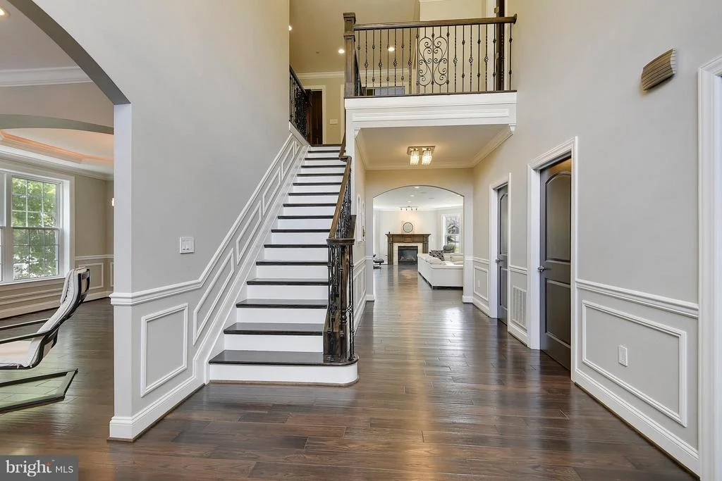 Photo of 6004 MUNCASTER MILL ROAD