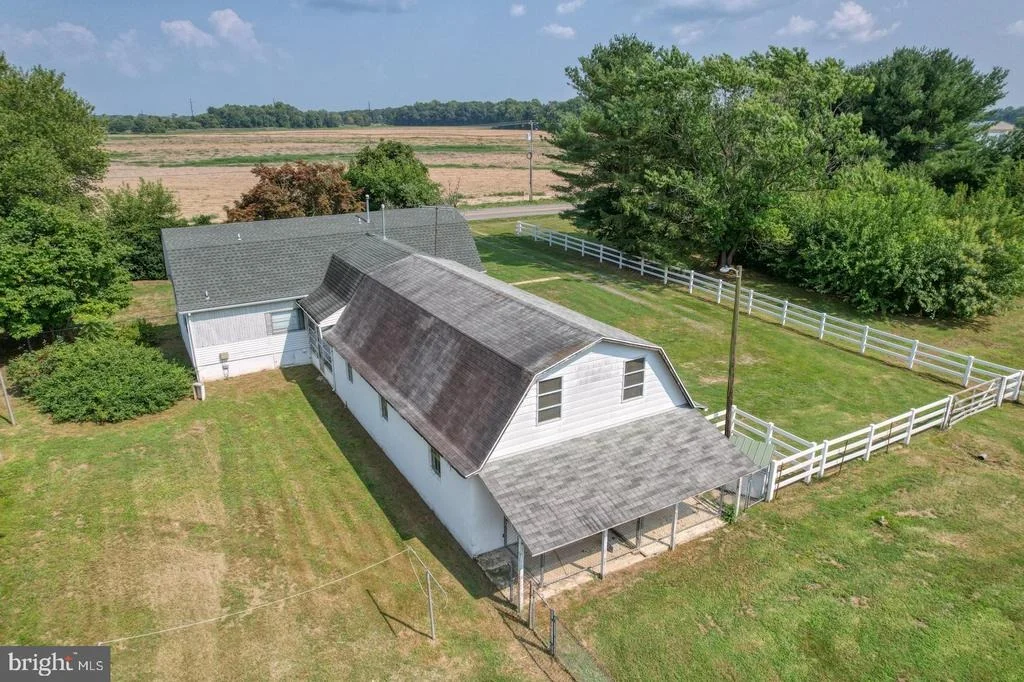 Photo of 2083 E DENNEYS ROAD