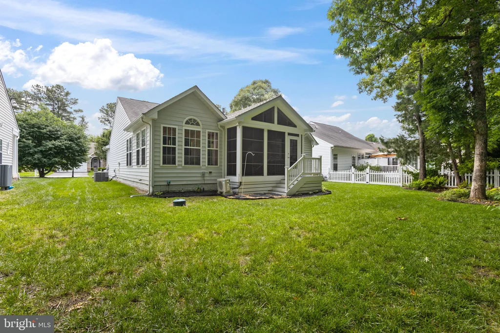 Photo of 32618 SEAVIEW LOOP