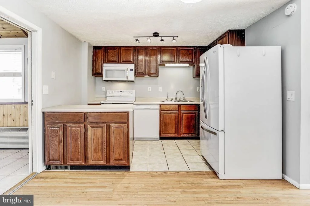 Photo of 6794 SINGLETREE COURT