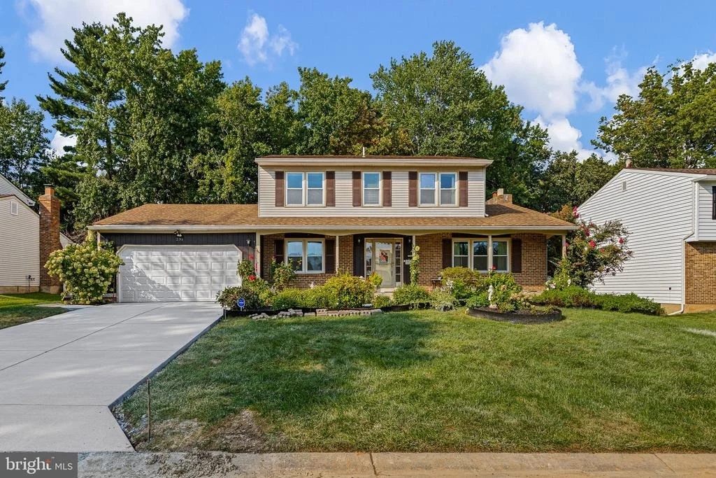 Photo of 231 E SENECA DRIVE