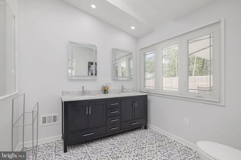 Photo of 9767 TURNBUCKLE DRIVE