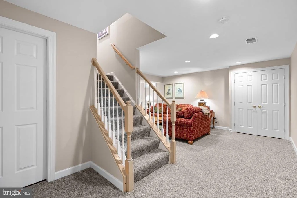 Photo of 17702 GLOBE THEATRE DRIVE