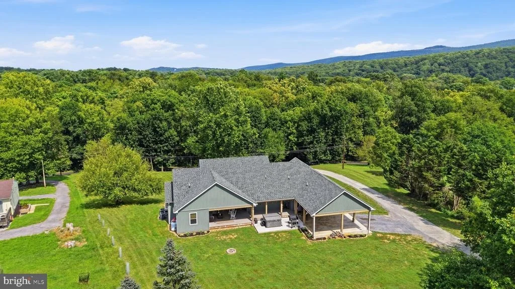 Photo of 295 KING LEAR DRIVE