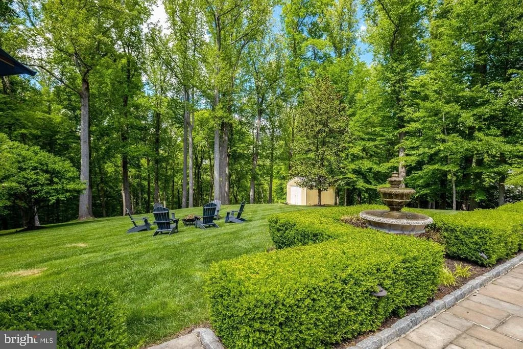 Photo of 105 INTERPROMONTORY ROAD
