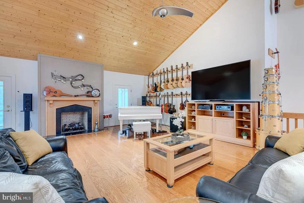 Photo of 22095 WILSON ROAD