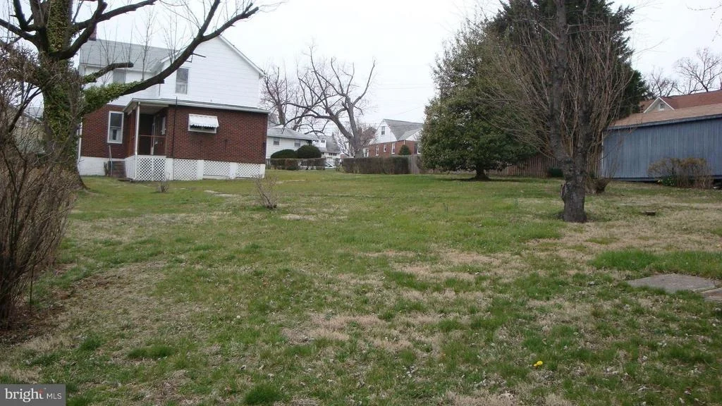 Photo of 1817 SUMMIT AVENUE