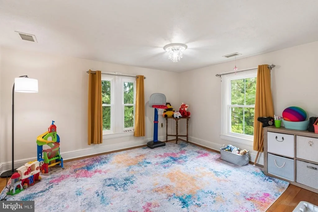 Photo of 1105 MONTGOMERY STREET