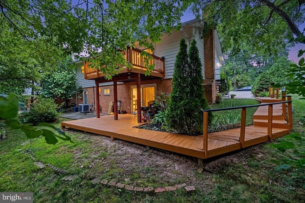 Photo of 4703 TARA DRIVE