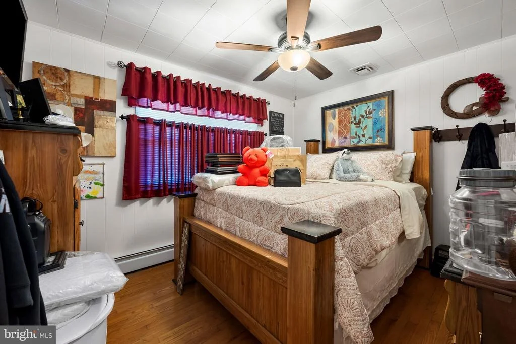 Photo of 410 STONEY TERRACE