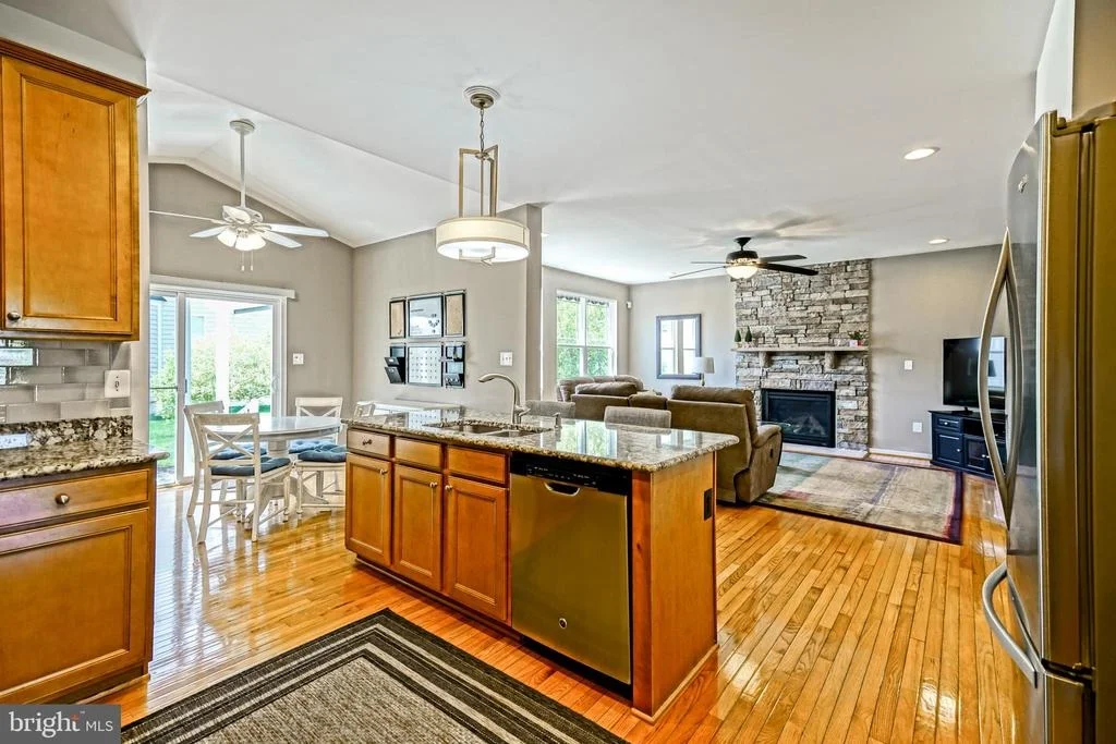 Photo of 36396 BABBLING BROOK WAY