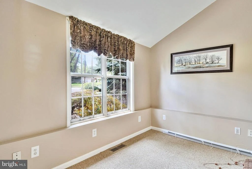 Photo of 2112 APPLE TREE LANE