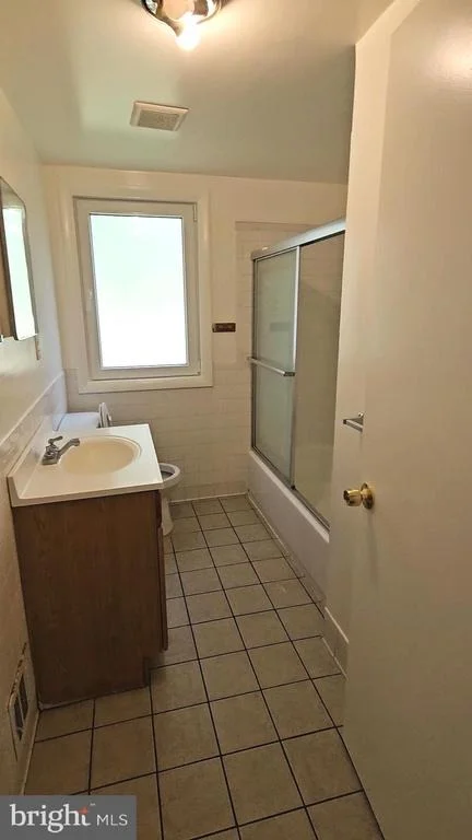 Photo of 5016 DELAWARE PLACE