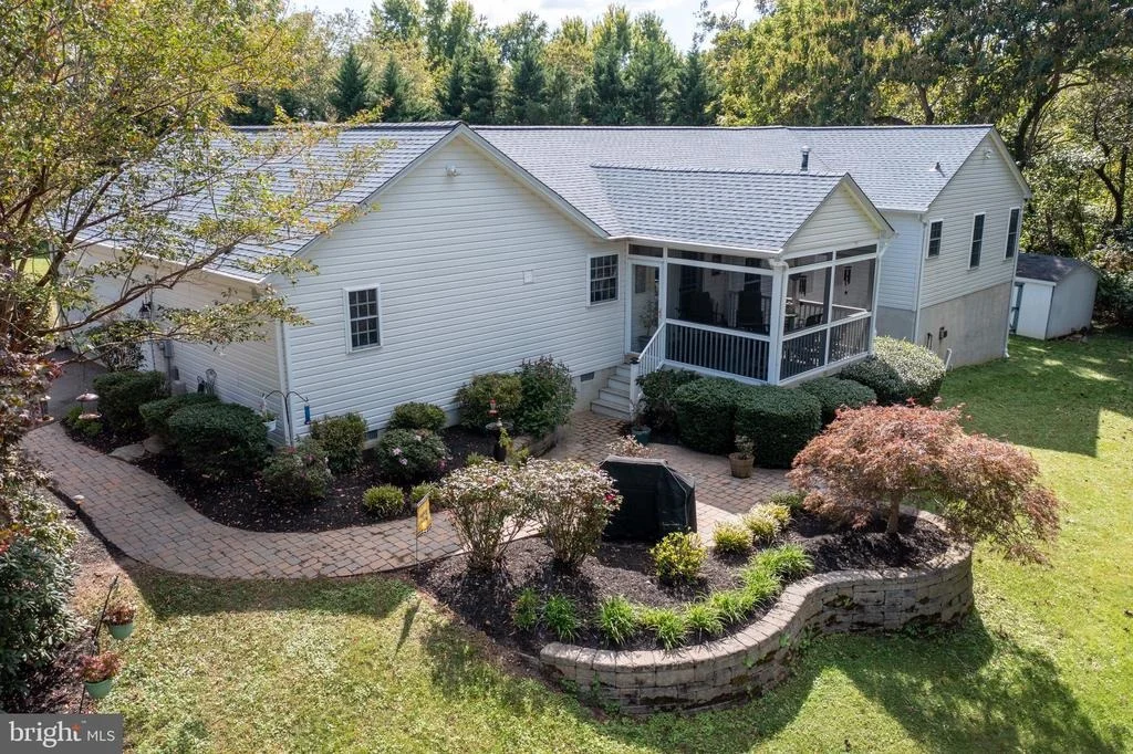 Photo of 4025 BECKYS WAY