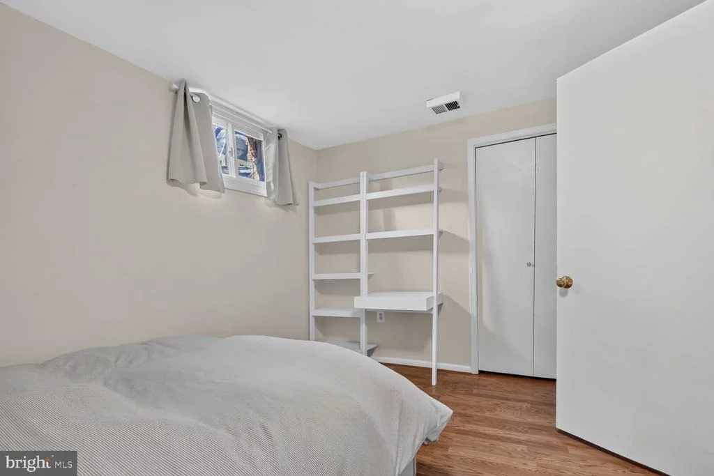 Photo of 9 RICHVIEW COURT