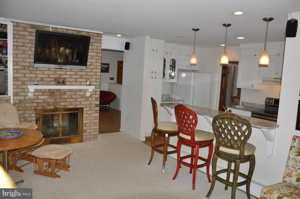 Photo of 9820 WARTHEN DRIVE