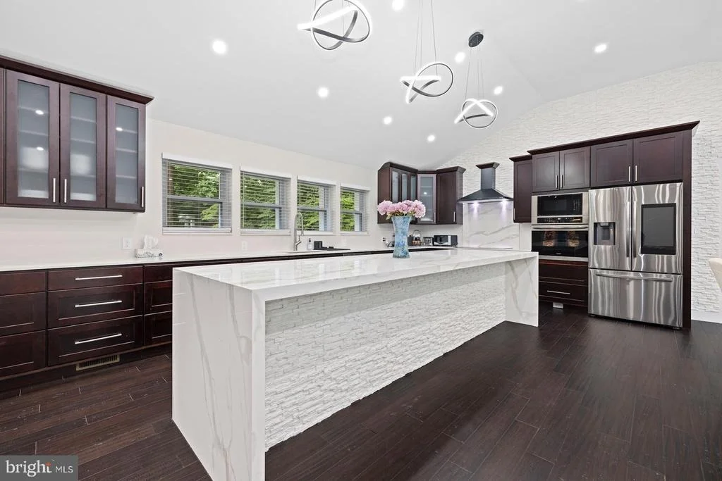 Photo of 4300 OAKTREE ROAD