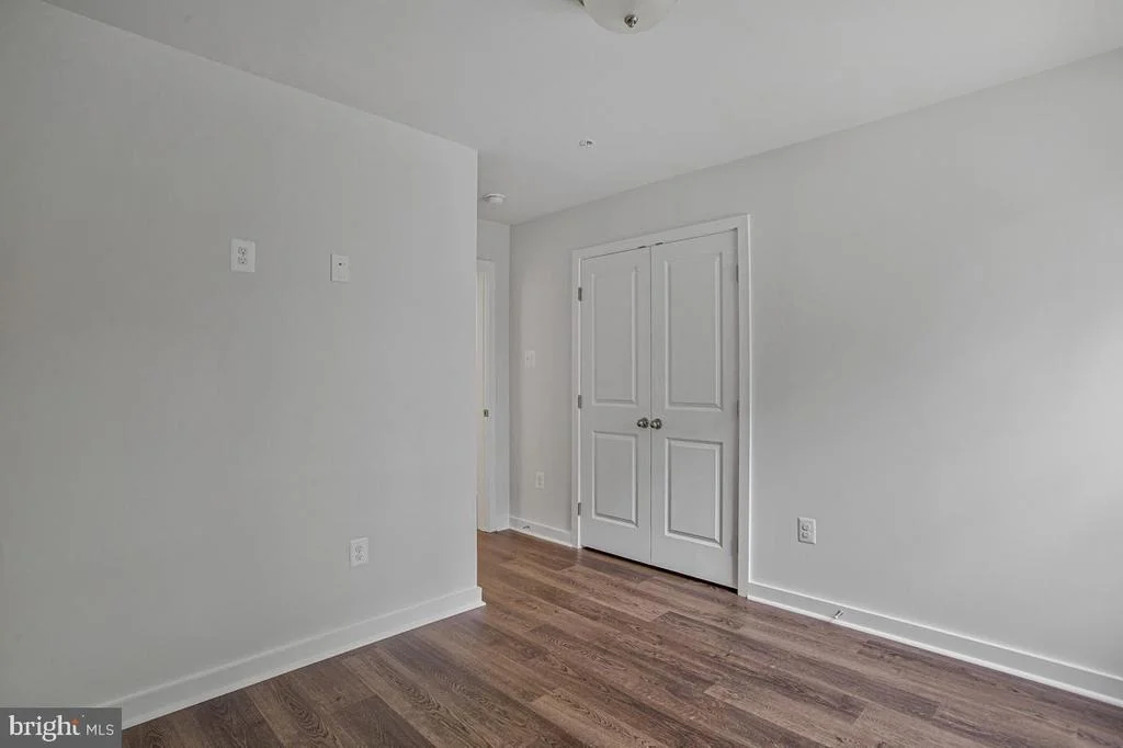 Photo of 721 NOLLMEYER ROAD