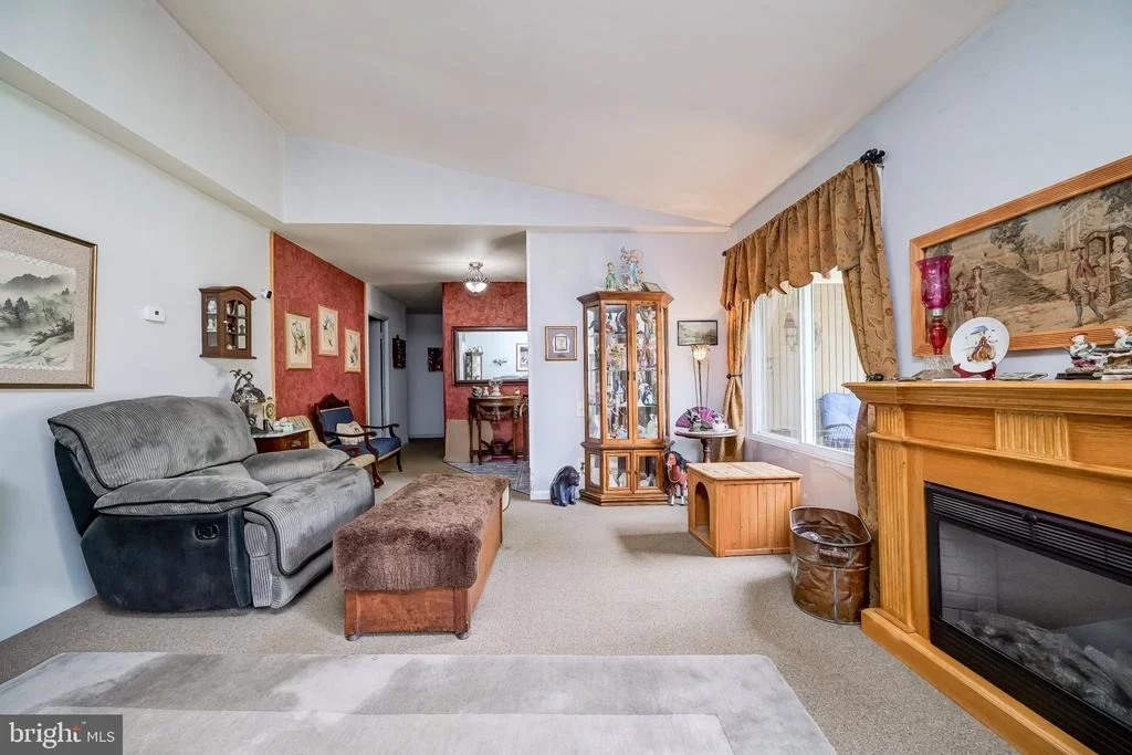 Photo of 11 AQUARIUS COURT