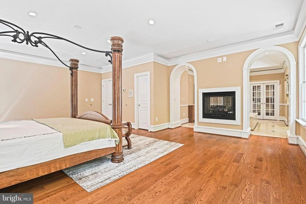 Photo of 3750 PROSPERITY AVENUE