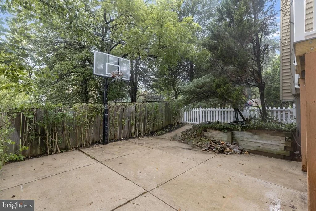 Photo of 923 ARRAN ROAD