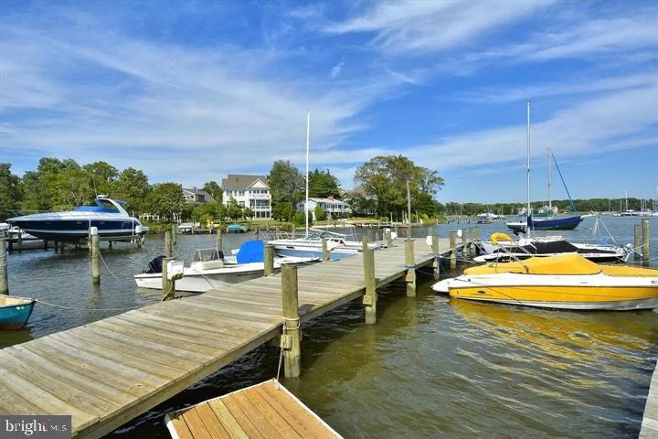 Photo of 122 KUETHE DRIVE