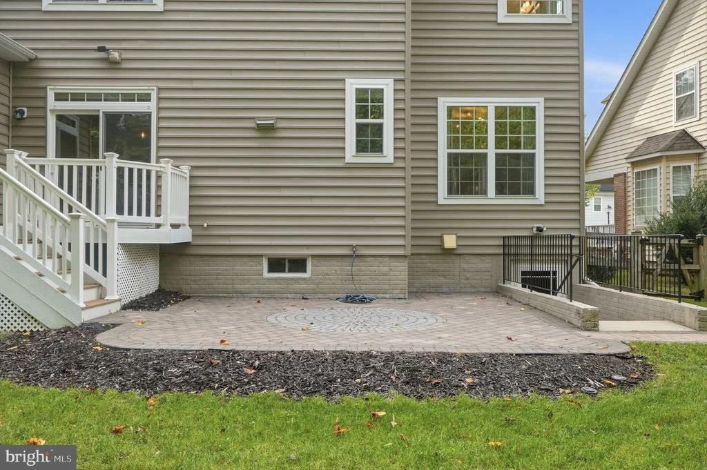 Photo of 3012 LAKE FOREST DRIVE