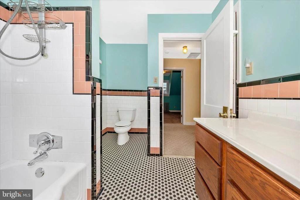 Photo of 9 E 13TH STREET