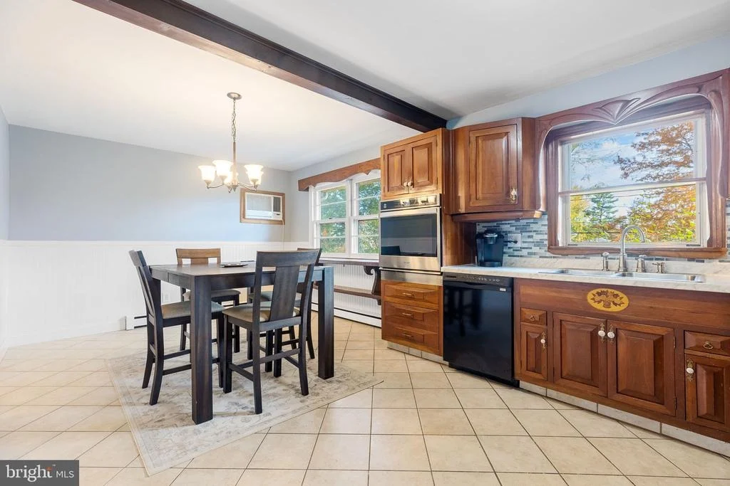Photo of 1204 MULLET ROAD