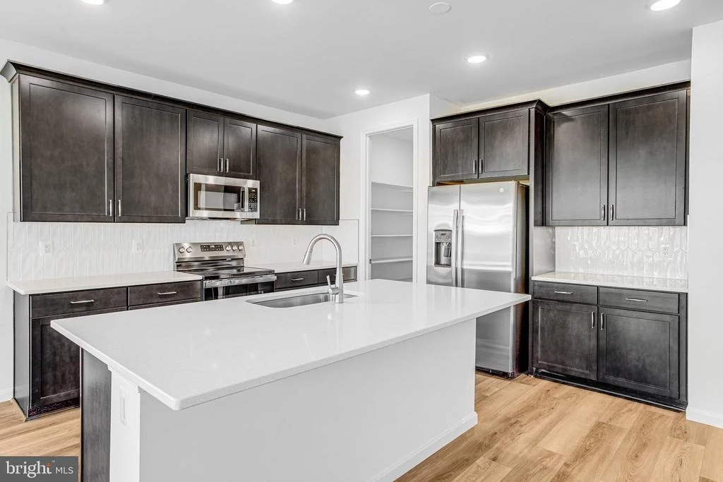 Photo of 527 ASTER LANE