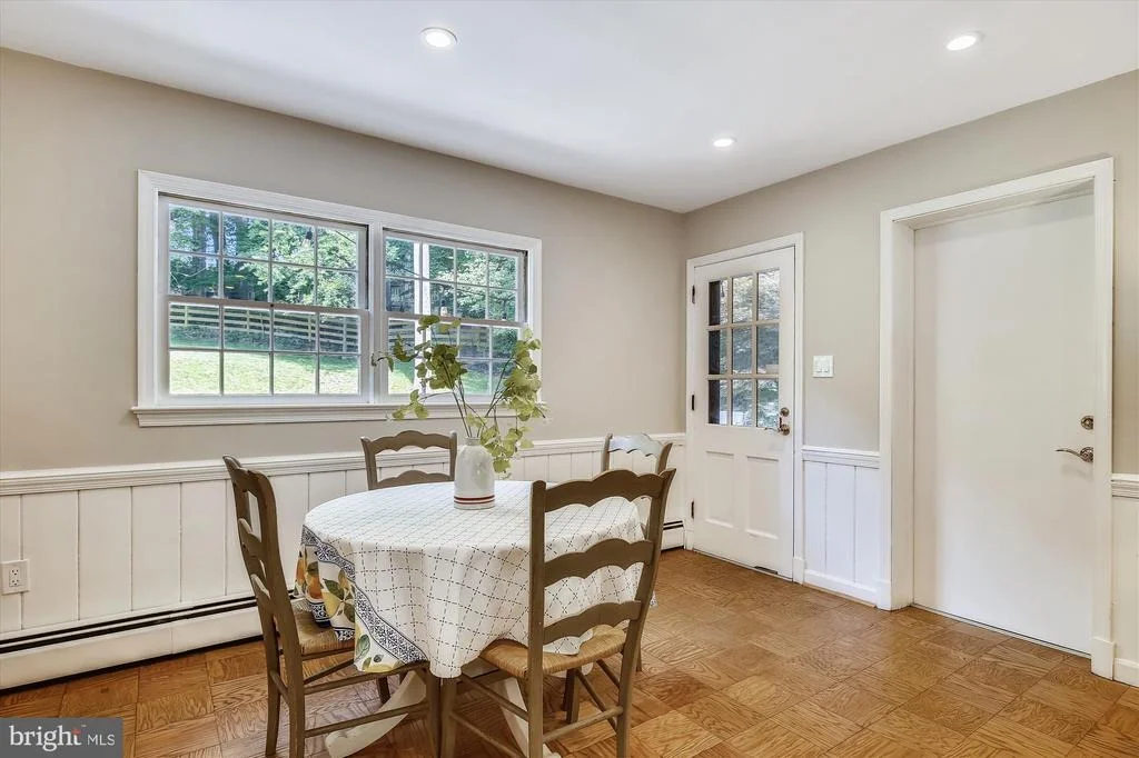 Photo of 1446 WOODACRE DRIVE