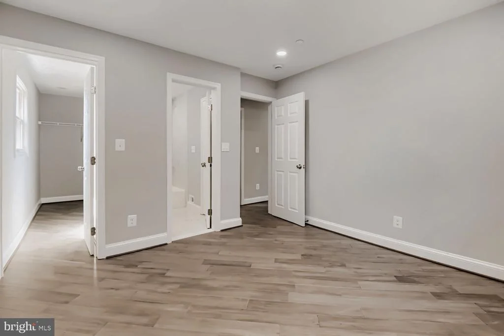 Photo of 105 ROSECREST DRIVE