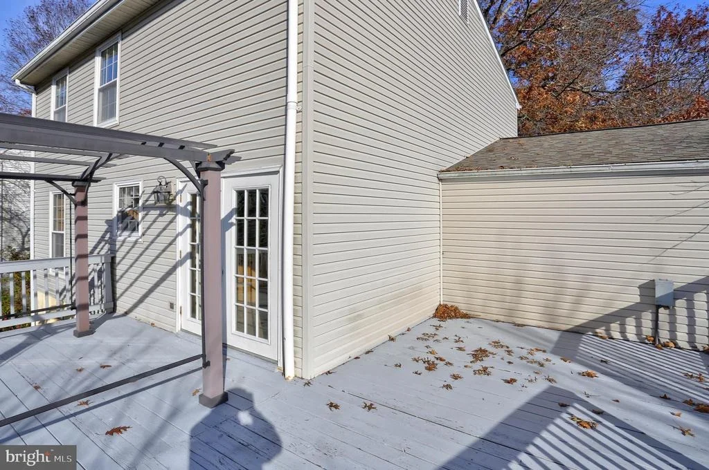 Photo of 7010 MACBETH WAY