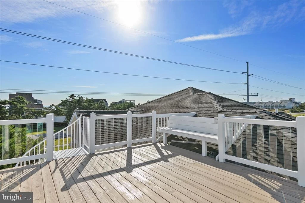 Photo of 36764 BAYSIDE DRIVE