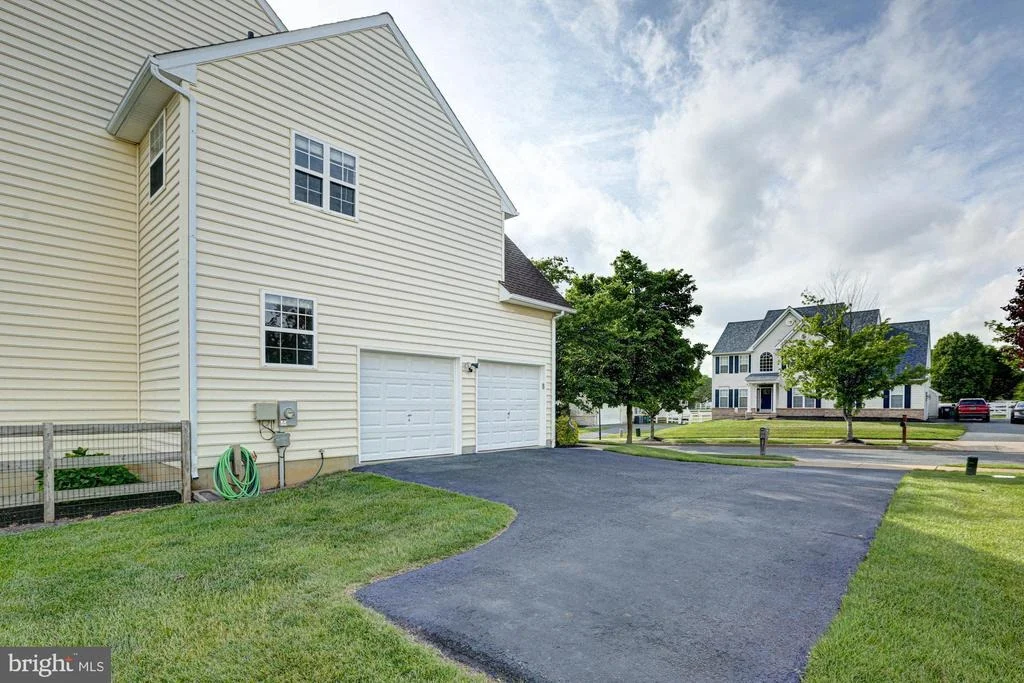 Photo of 123 WILLOW GROVE MILL DRIVE