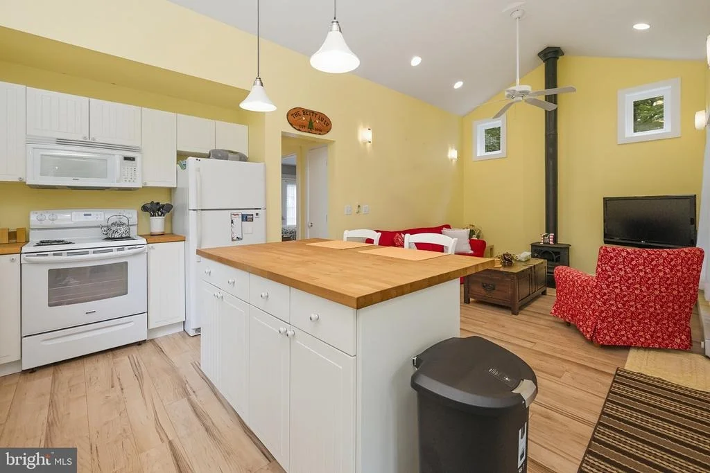 Photo of 252 RACOON DRIVE