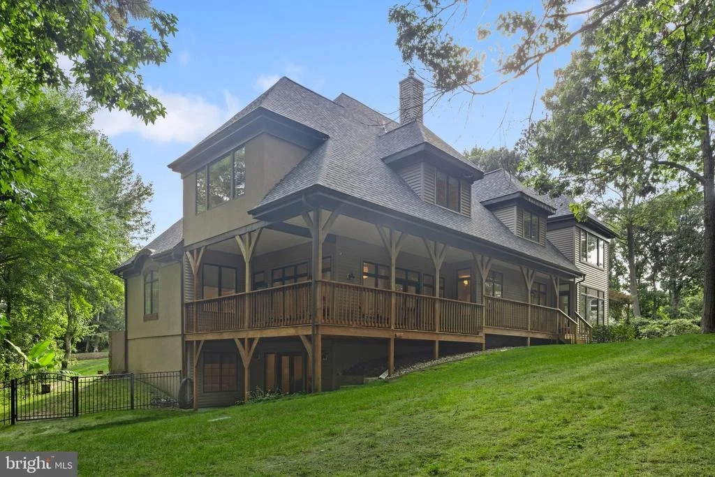 Photo of 123 GLADE CIRCLE W